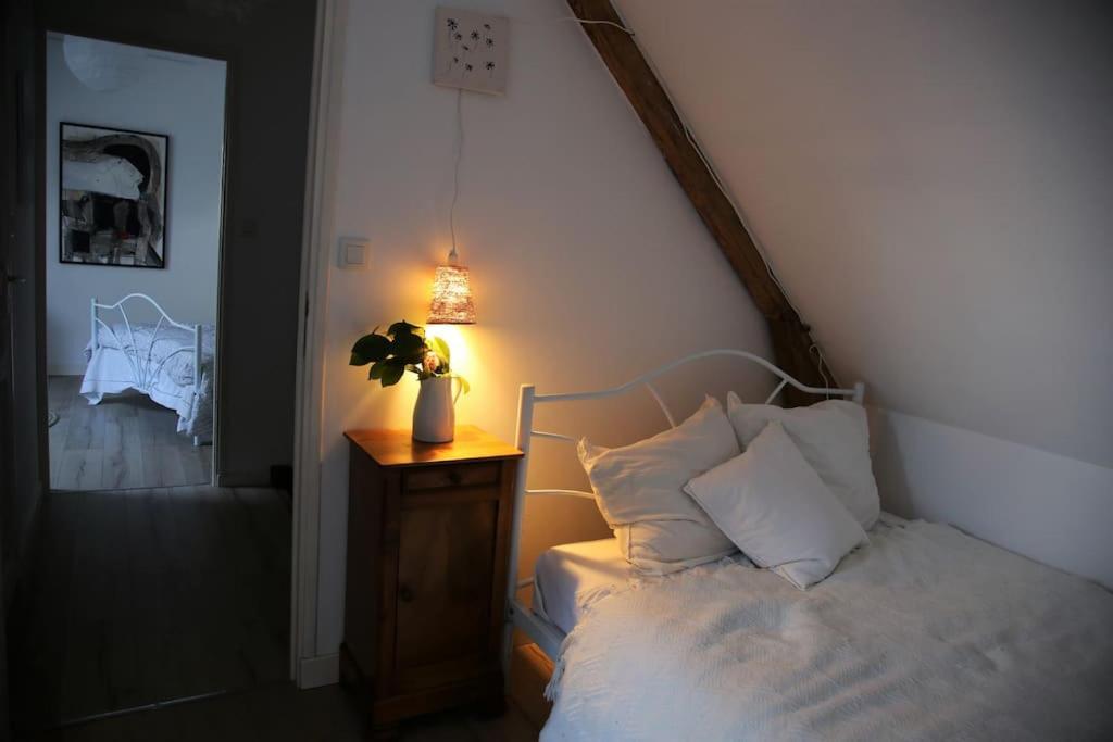 Relax With Art And Nature Mellionnec Bagian luar foto